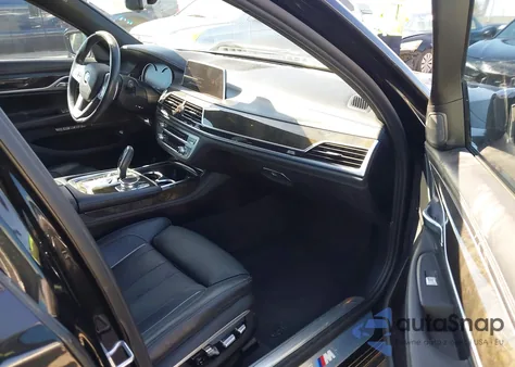 2016 BMW 740I z USA, uszkodzony, nr VIN WBA7E2C59GG504547